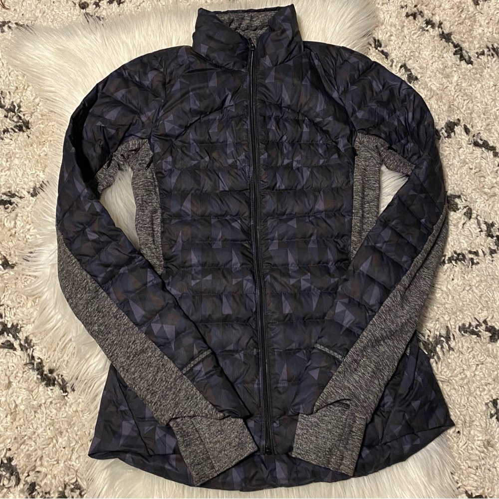 SOLD🌻HOST PICK🌻 Activewear 6/3/23 🎉Lululemon Fluff Off Jacket - Picture 9 of 16